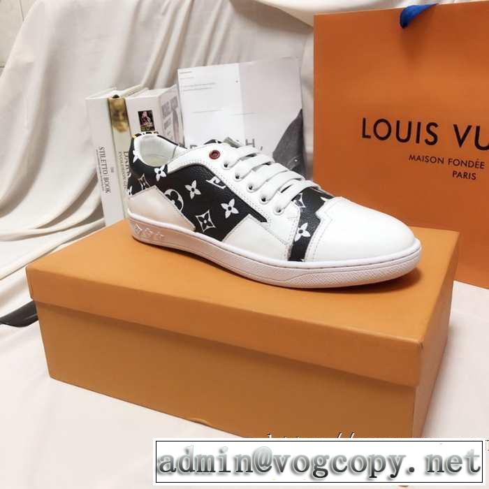 LOUIS VUITTON  秋にこれがはやりそう  ルイ ヴィトン注目の秋ファッション一番 ランニングシューズ 2019秋冬トレンド押さえておきたい