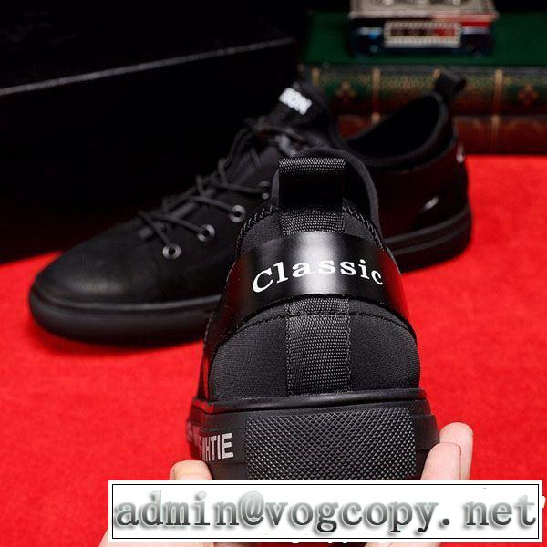 春夏らしい華やか PRADA プラダ カジュアルシューズ 2019年の夏のマスト 一気にトレンド感満載な着こなし