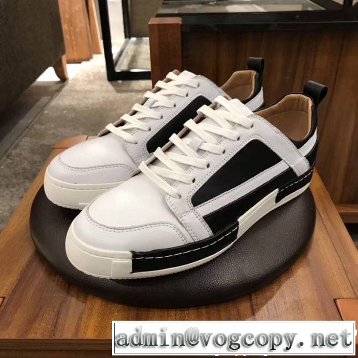 まずは定番！人気アイテム 2019春夏の大注目トレンド PRADA プラダ カジュアルシューズ 2色可選