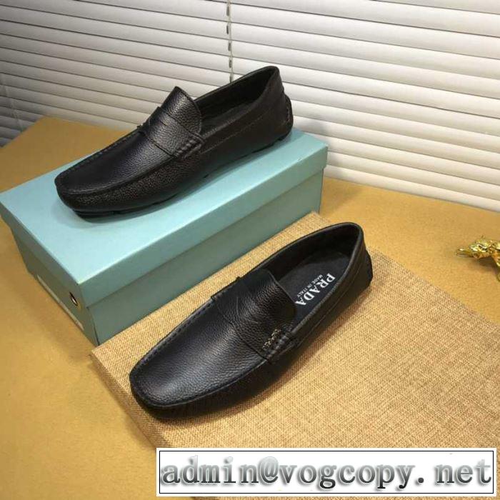 2019SSのトレンド商品 プラダ PRADA カジュアルシューズ 一気にトレンド感満載な着こなし 2色可選