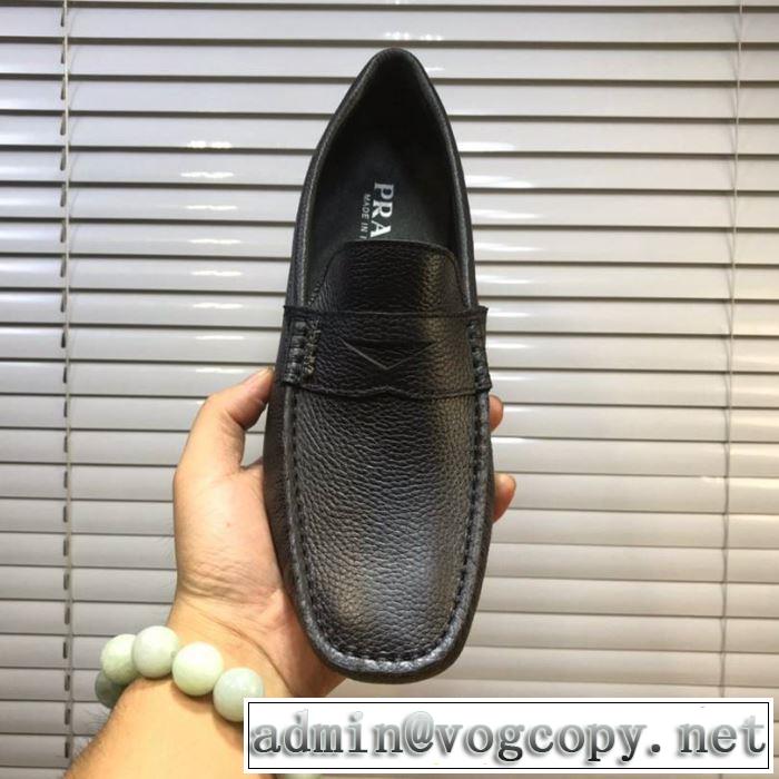 2019SSのトレンド商品 プラダ PRADA カジュアルシューズ 一気にトレンド感満載な着こなし 2色可選