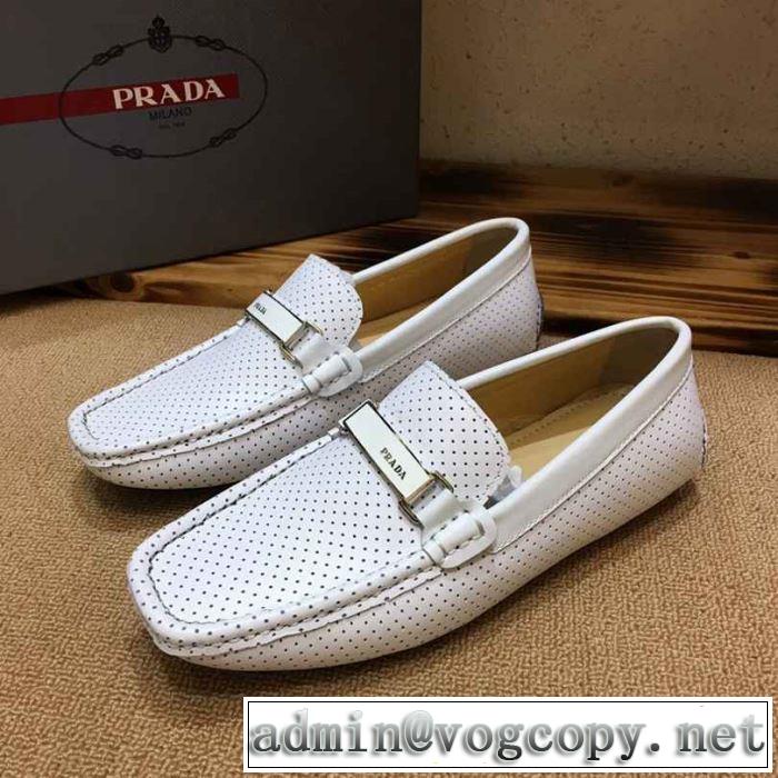 カジュアルシューズ 2019年春夏のトレンドアイテム 春夏の流行りトップス プラダ PRADA