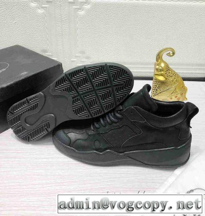 プラダ  寒い季節トレンド上品 PRADA 先取り 2019/2020秋冬ファッション ランニングシューズ 最新作おすすめしたい秋冬