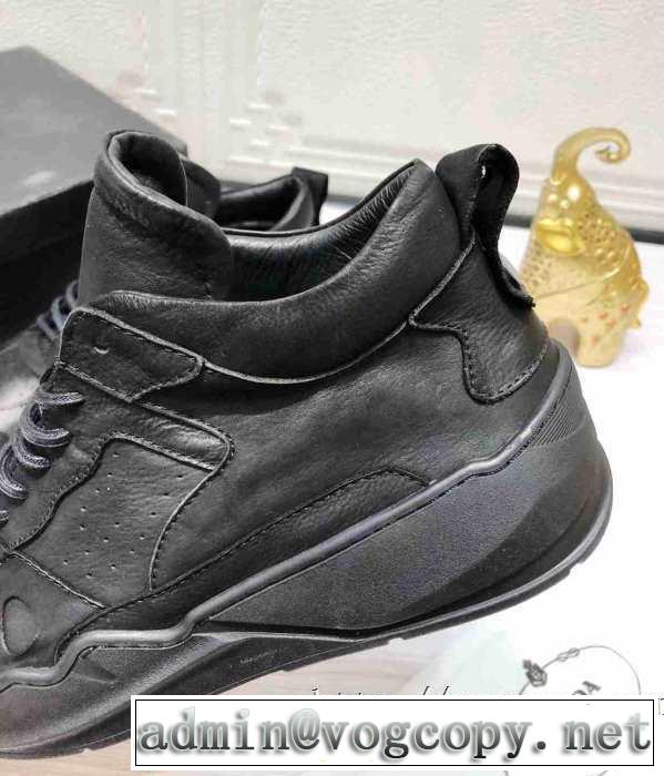 プラダ  寒い季節トレンド上品 PRADA 先取り 2019/2020秋冬ファッション ランニングシューズ 最新作おすすめしたい秋冬