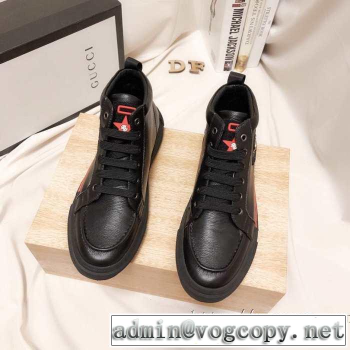 プラダ 人気の秋冬新作再登場 PRADA 素敵続くトレンド ランニングシューズ  2019秋冬トレンドデザイン 今年注目すべき秋冬ファッション