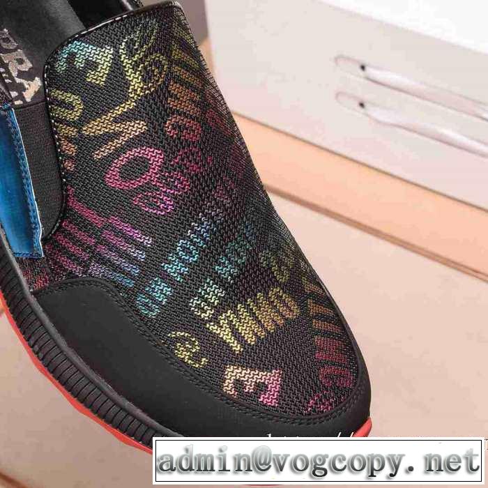 プラダ  今年らしいおすすめ新品 ランニングシューズ 2019秋断然ブランド推し PRADA 秋冬コーデと相性がいい