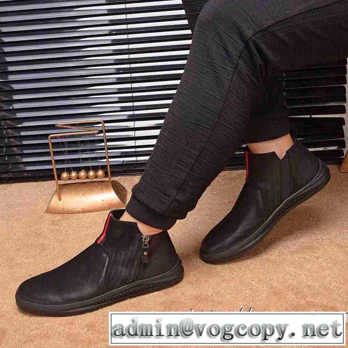 【最新】2019年秋冬のトレンド速報 ランニングシューズ 優しいのに存在感 プラダ PRADA 毎日はちょっとイイ秋冬新品
