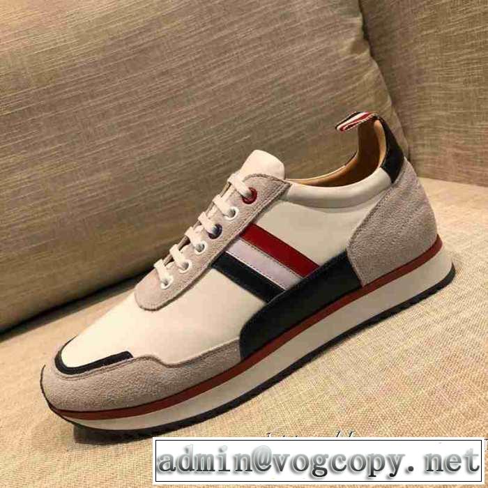 ランニングシューズ 絶対おさえるべきカラーと最新 トムブラウン やっぱり優しい色 THOM BROWNE 最新秋冬トレンドをチェック！2019-20秋冬