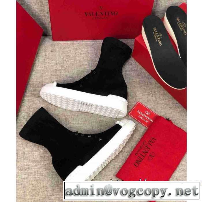 男女兼用 ランニングシューズ ファッション上級者向け ヴァレンティノ 2019秋冬トレンドデザイン VALENTINO 人気の秋冬新作再登場