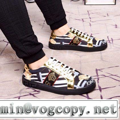 VERSACE ヴェルサーチ カジュアルシューズ 《2019年》今、注目のストリート 鮮度アップブランド最新