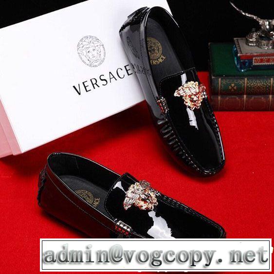 2019SSのトレンド商品 おしゃれデザインも大人気 VERSACE ヴェルサーチ カジュアルシューズ 4色可選