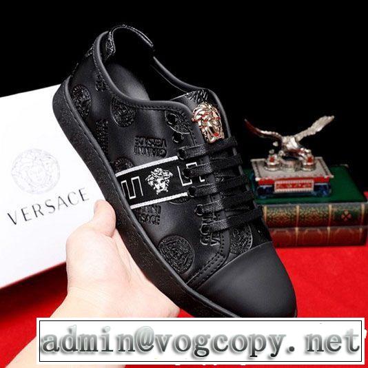 VERSACE ヴェルサーチ カジュアルシューズ 春夏らしい爽やかさ 2019春夏トレンドアイテム きちんと感をプラス