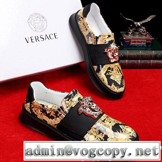 カジュアルシューズ  VERSACE ヴェルサーチ ブランドの話題の新作も！ 大人カジュアル夏ファッション2019