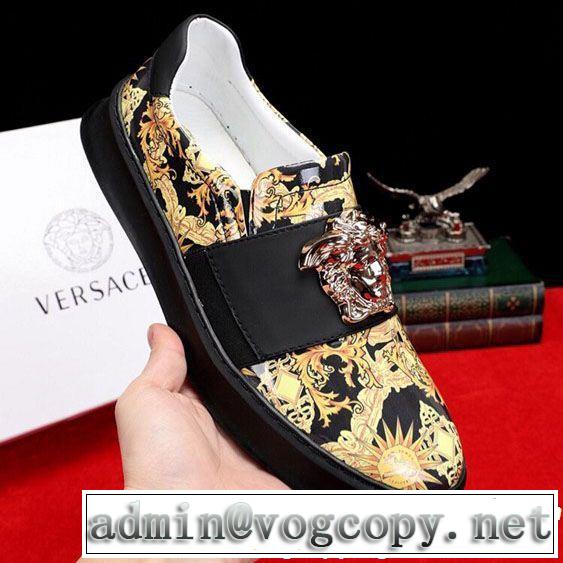カジュアルシューズ  VERSACE ヴェルサーチ ブランドの話題の新作も！ 大人カジュアル夏ファッション2019