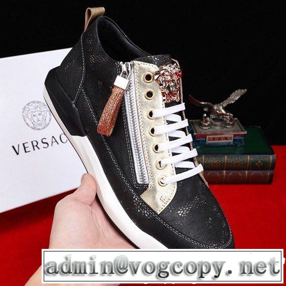 大人っぽく着こなし VERSACE ヴェルサーチ カジュアルシューズ 2019年最新ファッション 欠かせない限定アイテム