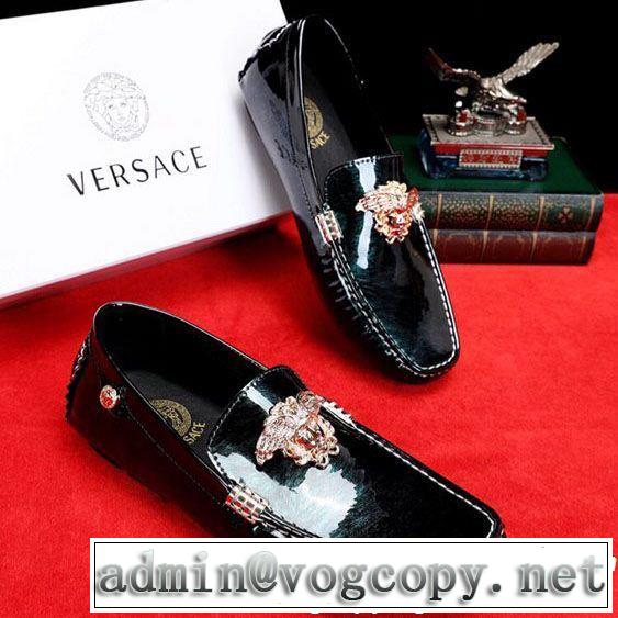 2色可選 カジュアルシューズ VERSACE ヴェルサーチ 今年春夏ファション流行り 2019年春夏のトレンドアイテム
