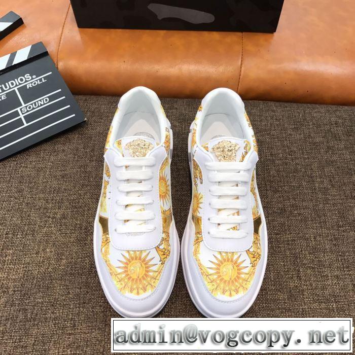 VERSACE ヴェルサーチ カジュアルシューズ 最も目立ったブランド新品 【2019年】夏のファッション