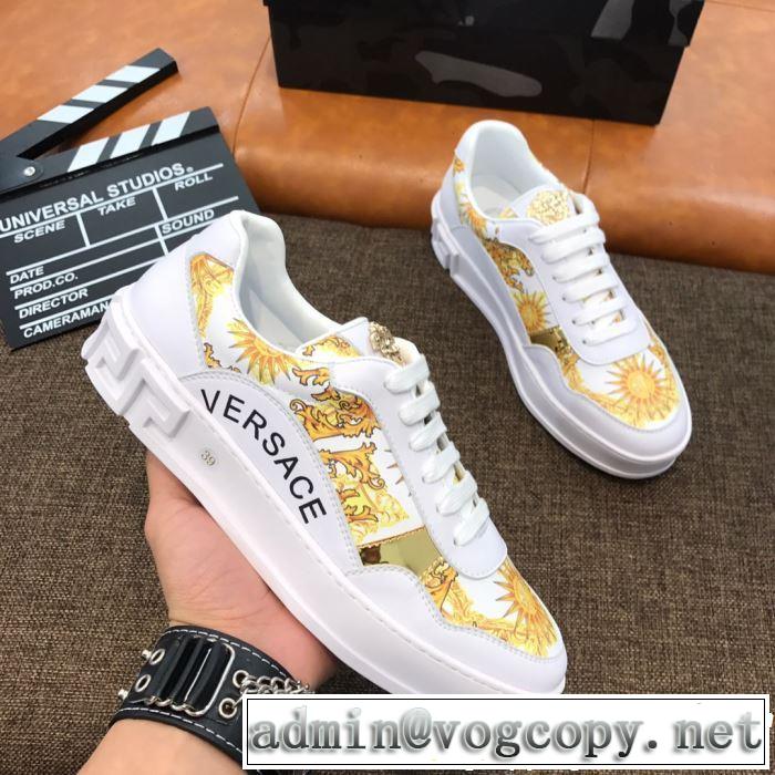 VERSACE ヴェルサーチ カジュアルシューズ 最も目立ったブランド新品 【2019年】夏のファッション