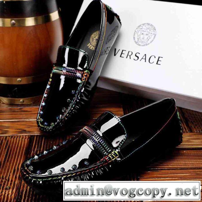 夏に良く似合うちょっと新品 2019春夏は人気定番 VERSACE ヴェルサーチ カジュアルシューズ  2色可選