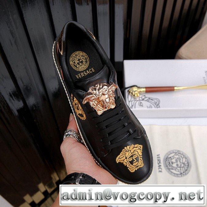 2色可選 カジュアルシューズ ヴェルサーチ VERSACE 春夏！大人カジュアル 2019春夏のトレンド新商品