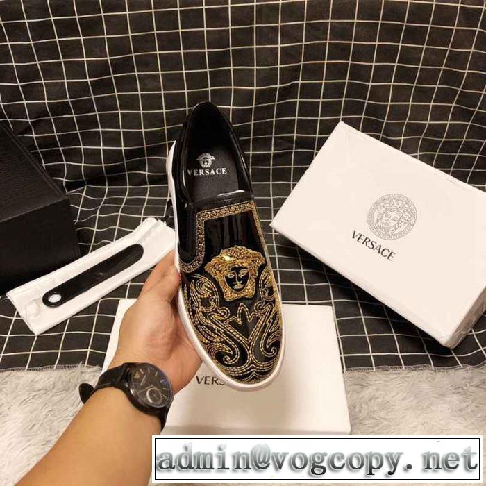 オススメしたい最新注目ファション 2019春夏も引き続きトレンド ヴェルサーチ VERSACE カジュアルシューズ