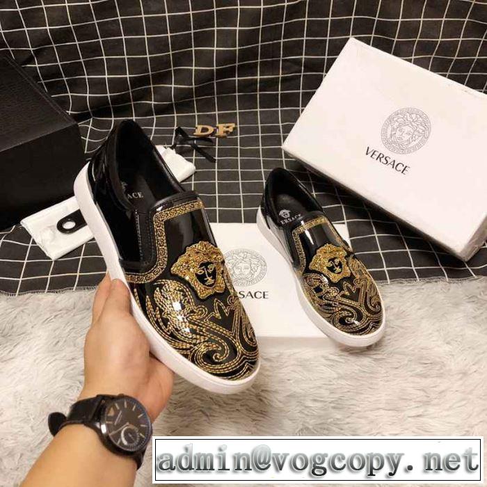 オススメしたい最新注目ファション 2019春夏も引き続きトレンド ヴェルサーチ VERSACE カジュアルシューズ