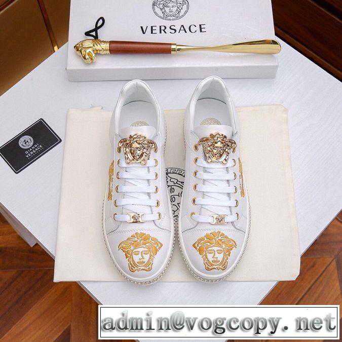 カジュアルシューズ  ヴェルサーチ VERSACE 2019春夏トレンドアイテム 今流行のストリート上品