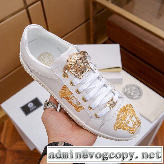 カジュアルシューズ  ヴェルサーチ VERSACE 2019春夏トレンドアイテム 今流行のストリート上品