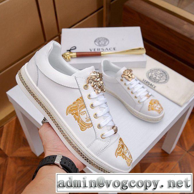 カジュアルシューズ  ヴェルサーチ VERSACE 2019春夏トレンドアイテム 今流行のストリート上品