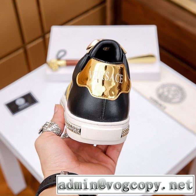 ヴェルサーチ VERSACE カジュアルシューズ 2色可選 春夏の流行りトップス 【2019春夏】最新コレクション