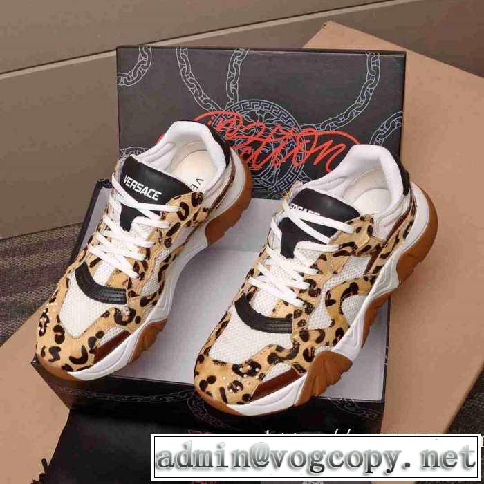 最新トレンドコーデおすすめ ヴェルサーチVERSACE 機能性が良くブランド新品 ランニングシューズ 2019-2020秋冬のファッション