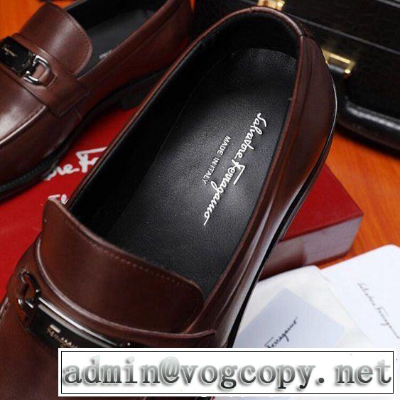 FERRAGAMO2019春夏の大注目トレンド 2色可選 革靴 サルヴァトーレフェラガモ キレイめ感が強い