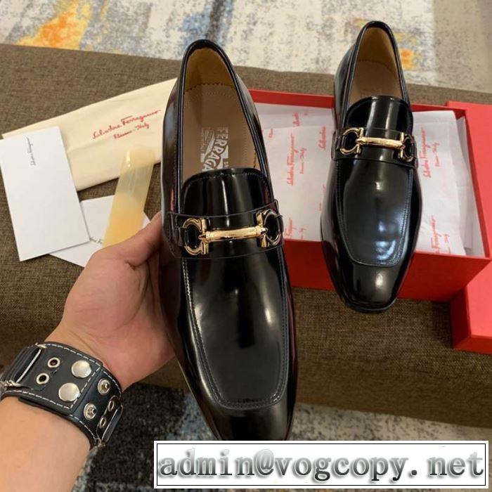 ビジネスシューズ ぜひ今年のトレンドをチェック トムブラウン リッチな印象に THOM BROWNE 2019年春夏のトレンドアイテム