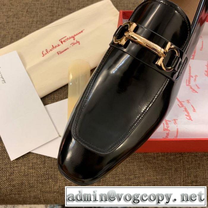 ビジネスシューズ ぜひ今年のトレンドをチェック トムブラウン リッチな印象に THOM BROWNE 2019年春夏のトレンドアイテム