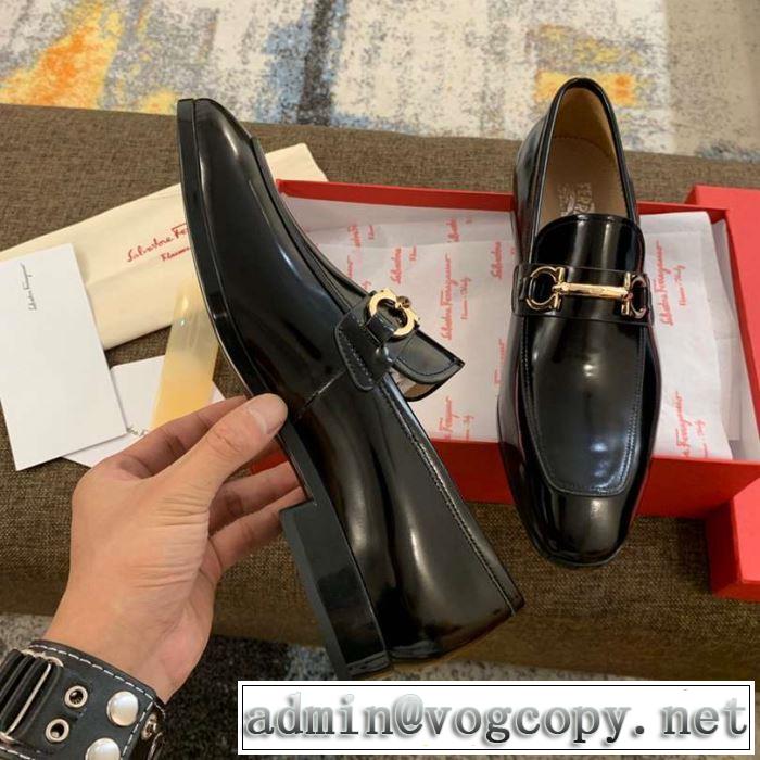 ビジネスシューズ ぜひ今年のトレンドをチェック トムブラウン リッチな印象に THOM BROWNE 2019年春夏のトレンドアイテム