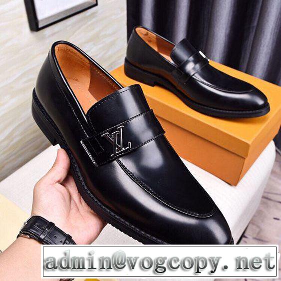 革靴今シーズン注目のデザイン LOUIS VUITTON 【2019年】夏のファッション ルイ ヴィトン