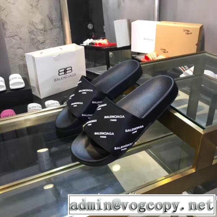 サンダル おしゃれ上級者に挑戦 バレンシアガ  2019春夏は人気定番 BALENCIAGA  着るだけで上品なスタイル