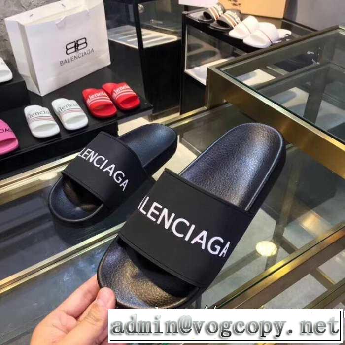 サンダル 2019年夏の一押しファッションアイテム バレンシアガ BALENCIAGA  トレンド感があって涼しげ