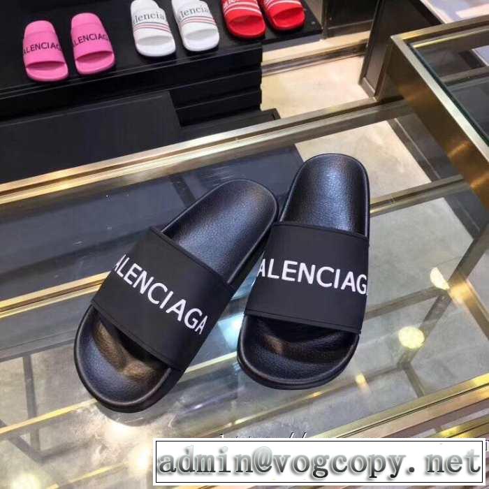 サンダル 2019年夏の一押しファッションアイテム バレンシアガ BALENCIAGA  トレンド感があって涼しげ