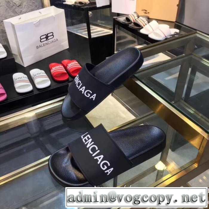 サンダル 2019年夏の一押しファッションアイテム バレンシアガ BALENCIAGA  トレンド感があって涼しげ