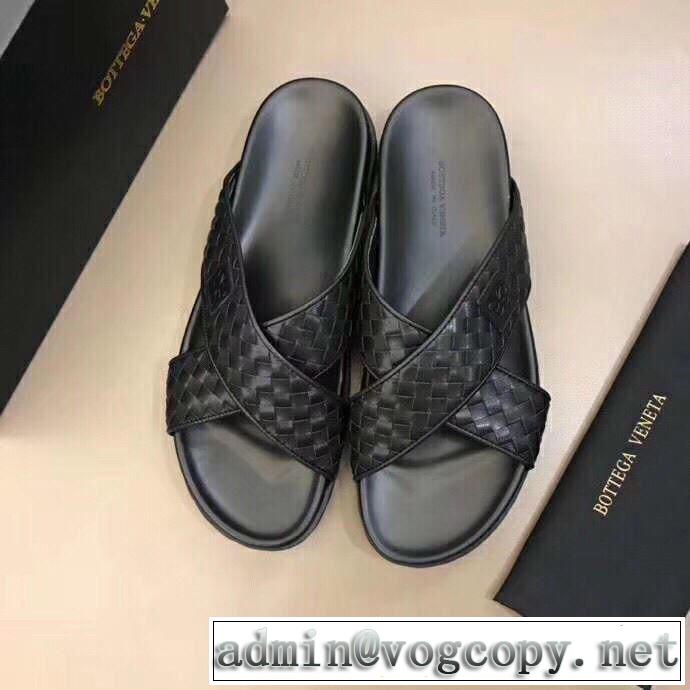 着回し力も抜群です！ ボッテガ ヴェネタ BOTTEGA VENETA  《2019年》今、注目のストリート サンダル 