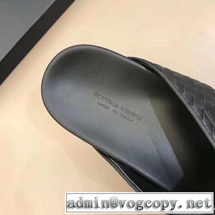  着回し力も抜群です！ ボッテガ ヴェネタ BOTTEGA VENETA  《2019年》今、注目のストリート サンダル