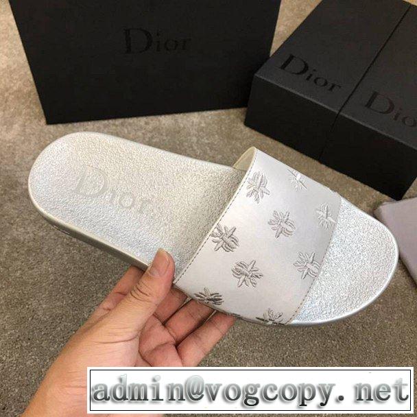  きちんと感が抜群 サンダル 夏の大人カジュアルスタイル  ディオール 2019年の夏のマスト DIOR 夏らしい季節感