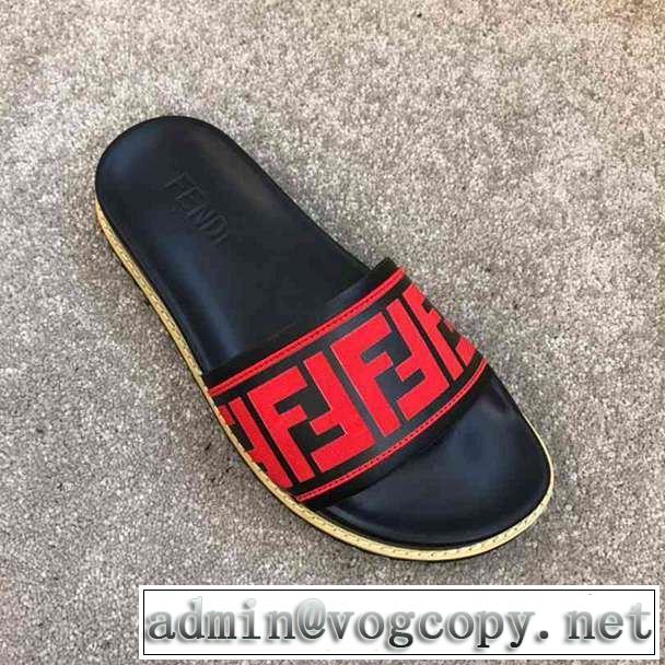  2019年春夏流行ファッション サンダル デザイン抜群のアイテム フェンディ FENDI トレンド感があって涼しげ