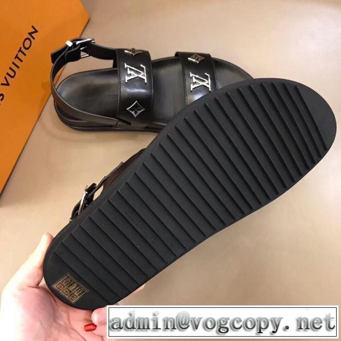  サンダル 清潔感のある肌見せ ルイ ヴィトン 魅力的な今年らしい LOUIS VUITTON おしゃれな夏ファッション2019