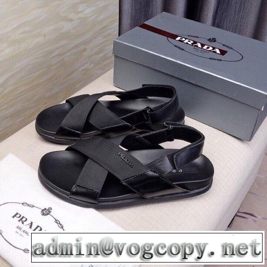 プラダ PRADA ちょっと大人の印象 サンダル 夏に良く似合うちょっと新品  2019年春夏流行ファッション 
