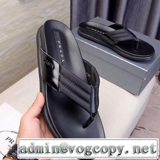  トレンド感があって涼しげ プラダ PRADA  ファッションにトレンド サンダル 2019年夏の一押しファッションアイテム