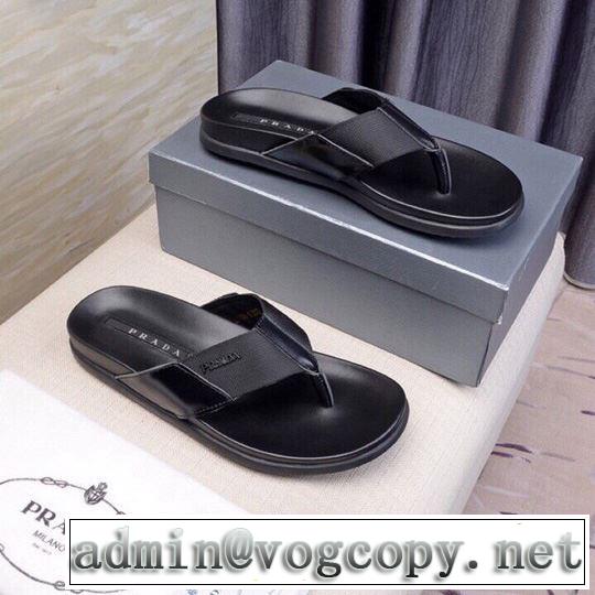  リラックススタイルが実現 サンダル 2019年最新ファッション プラダ PRADA リラックス感のあるゆったり
