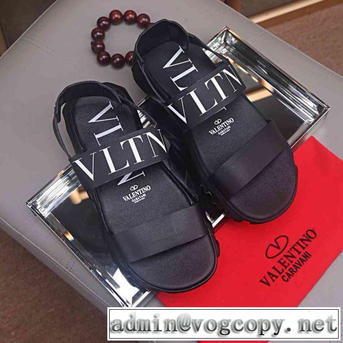 透け感新作がイチ推し サンダル 今年流大人っぽさ  ヴァレンティノ VALENTINO 2019SSのトレンド商品