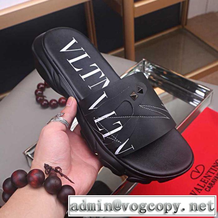  サンダル 優雅で都会的な装いに仕上げ  ヴァレンティノ 夏っぽさ新作アイテム VALENTINO 2019年の春夏に着たい